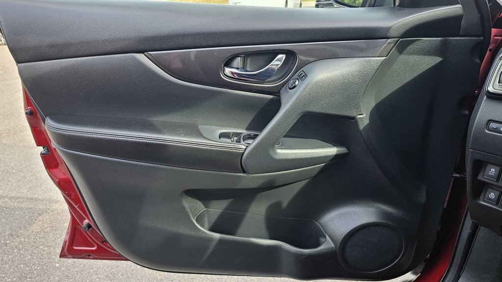 2019 Nissan Rogue in Saint John, New Brunswick - 10 - w1024h768px