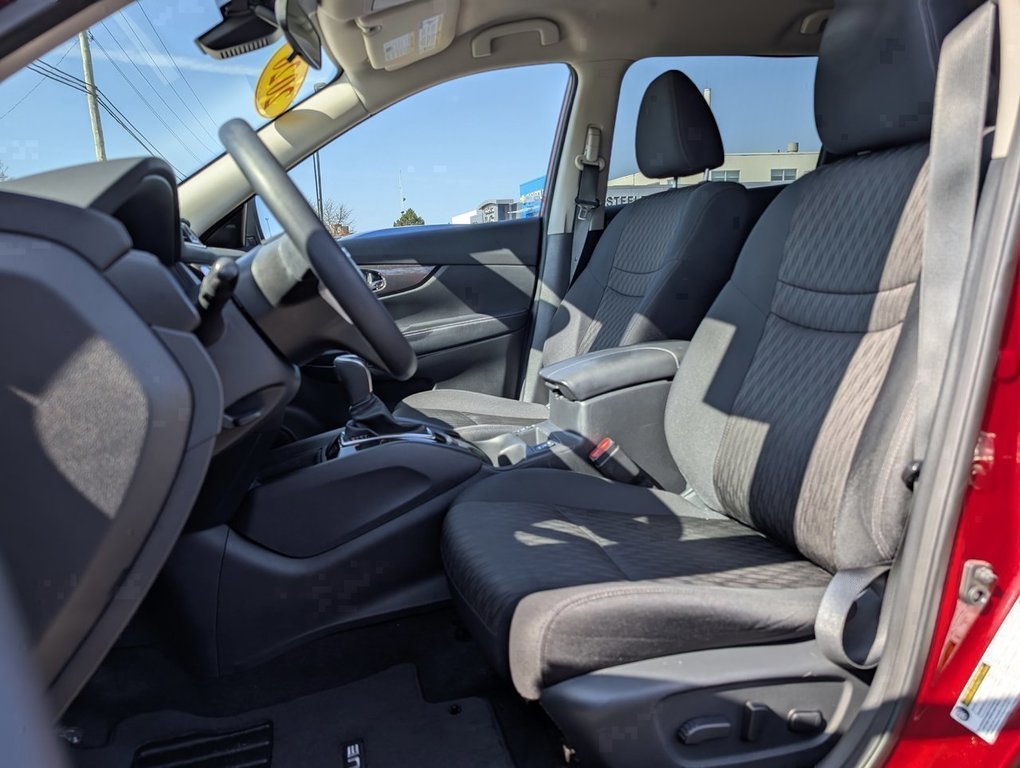 2020 Nissan Rogue SV in Saint John, New Brunswick - 9 - w1024h768px