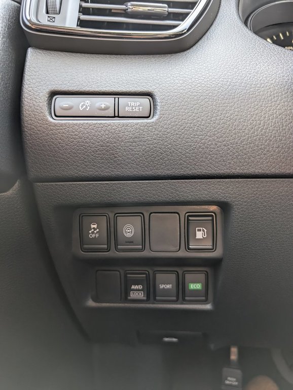 2020 Nissan Rogue in Saint John, New Brunswick - 15 - w1024h768px