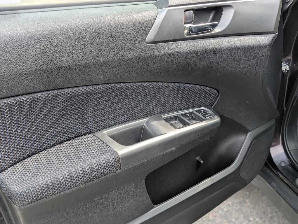 2013 Subaru Forester X Convenience in Saint John, New Brunswick - 10 - w1024h768px