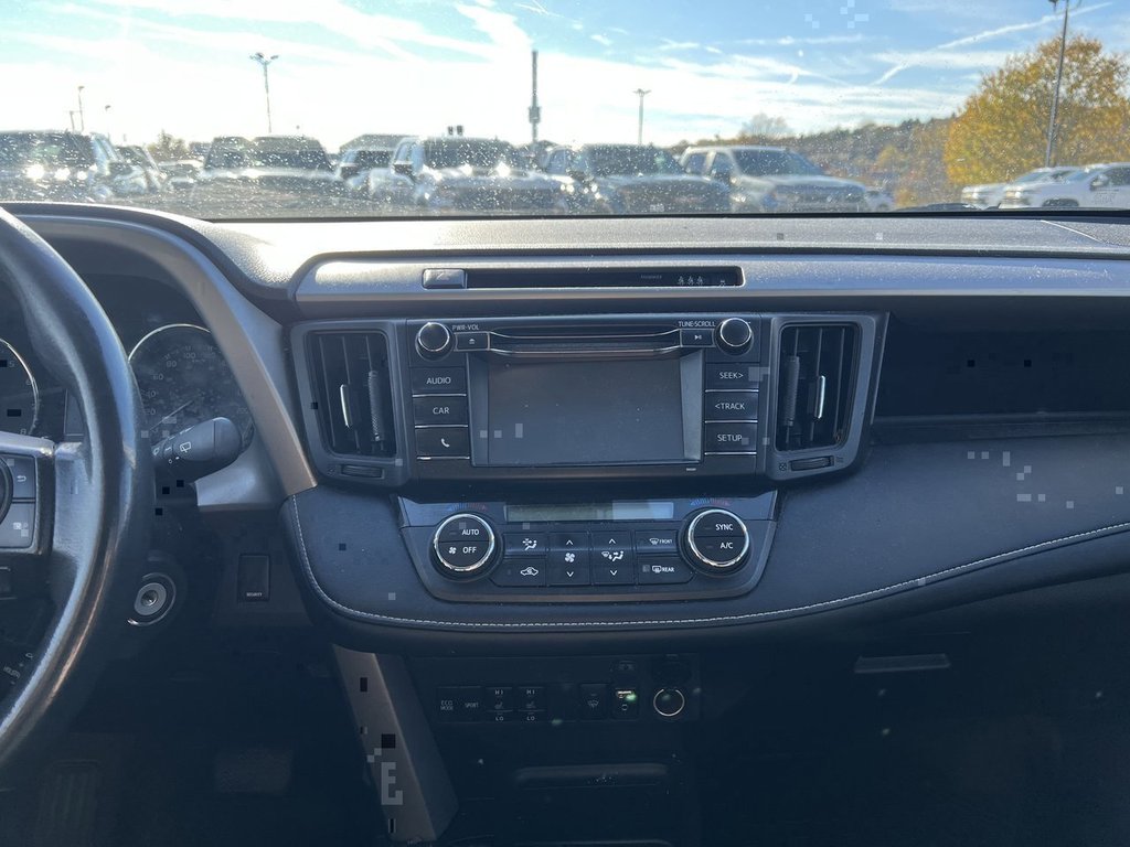 2017 Toyota RAV4 XLE in Saint John, New Brunswick - 14 - w1024h768px