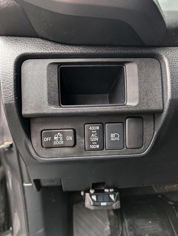 2019  Tacoma SR5 in Saint John, New Brunswick - 9 - w1024h768px