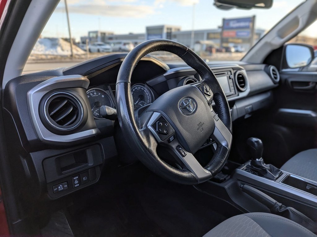 2019 Toyota Tacoma in Saint John, New Brunswick - 6 - w1024h768px