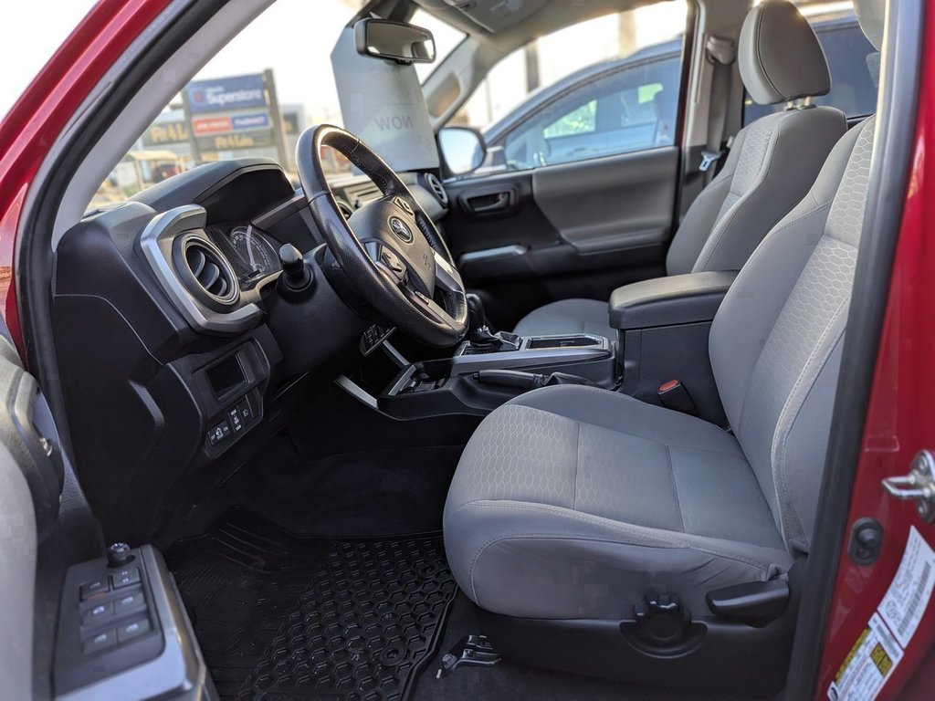 2019 Toyota Tacoma in Saint John, New Brunswick - 7 - w1024h768px