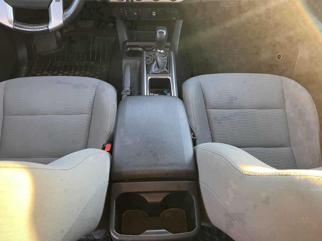 2019 Toyota Tacoma in Saint John, New Brunswick - 19 - w1024h768px