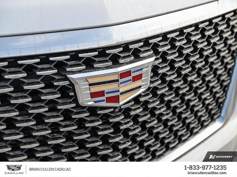 2024 Cadillac Escalade ESV in St. Catharines, Ontario - 12 - w1024h768px