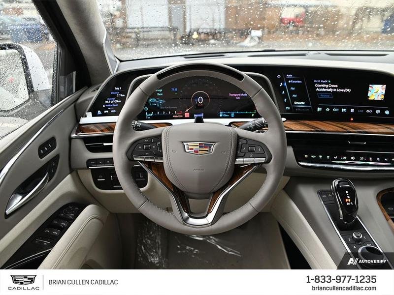 2023 Cadillac Escalade in St. Catharines, Ontario - 17 - w1024h768px