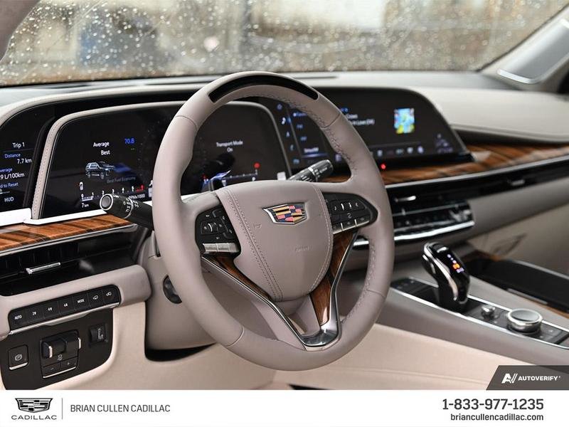 2023 Cadillac Escalade in St. Catharines, Ontario - 16 - w1024h768px