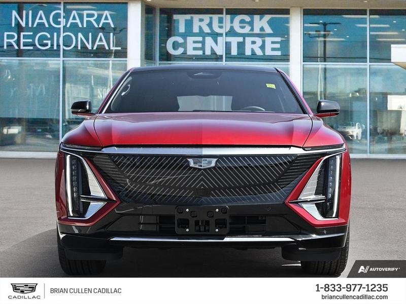 2024 Cadillac LYRIQ in St. Catharines, Ontario - 2 - w1024h768px