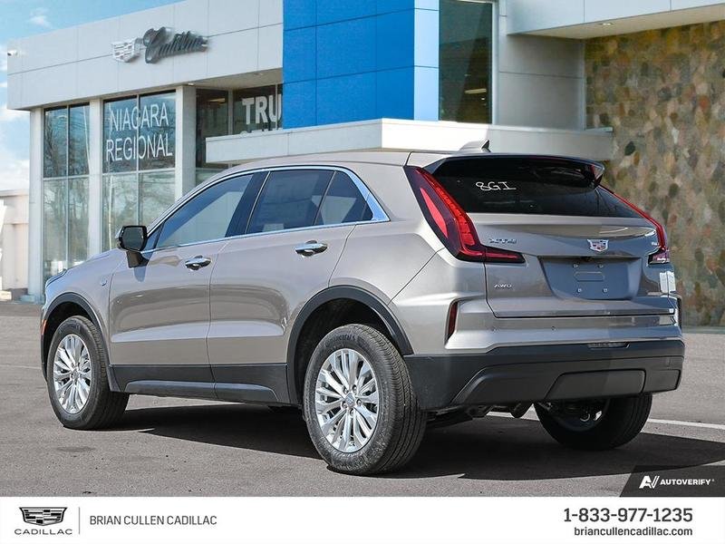 2024 Cadillac XT4 in St. Catharines, Ontario - 4 - w1024h768px
