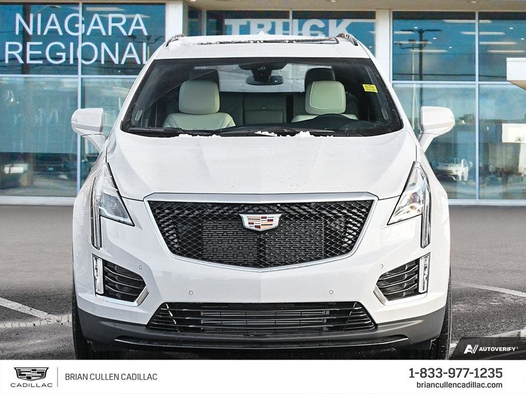 2024 Cadillac XT5 in St. Catharines, Ontario - 2 - w1024h768px