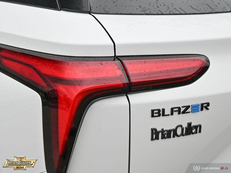 2024 Chevrolet Blazer EV in St. Catharines, Ontario - 12 - w1024h768px