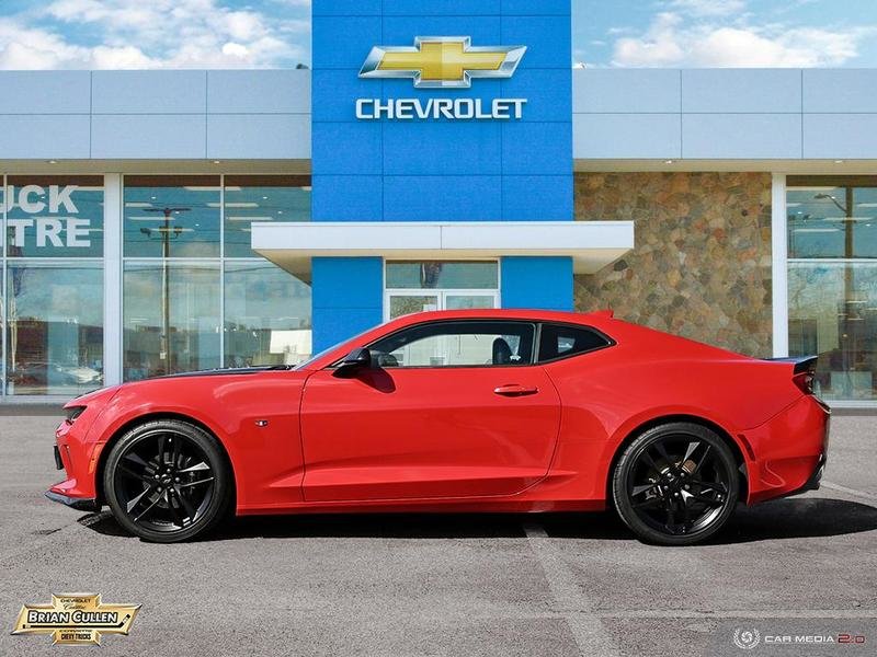 2018 Chevrolet Camaro in St. Catharines, Ontario - 3 - w1024h768px