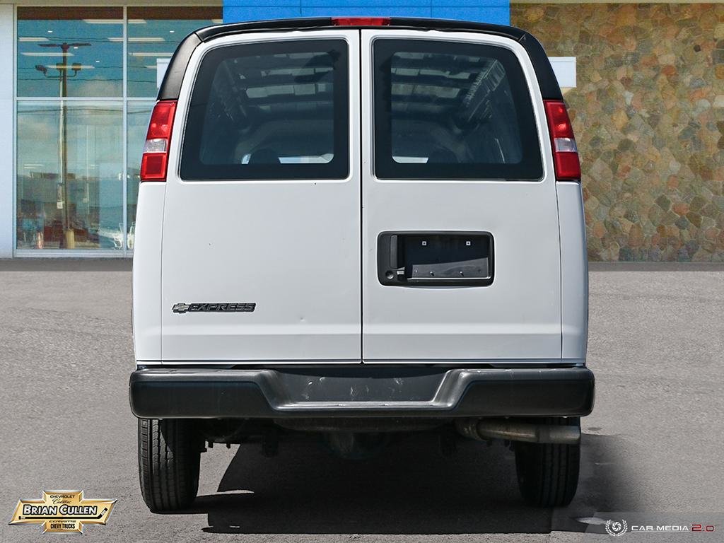 2022 Chevrolet Express Cargo Van in St. Catharines, Ontario - 5 - w1024h768px