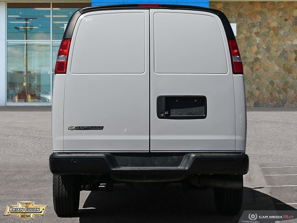 2023 Chevrolet Express Cargo Van in St. Catharines, Ontario - 5 - w1024h768px