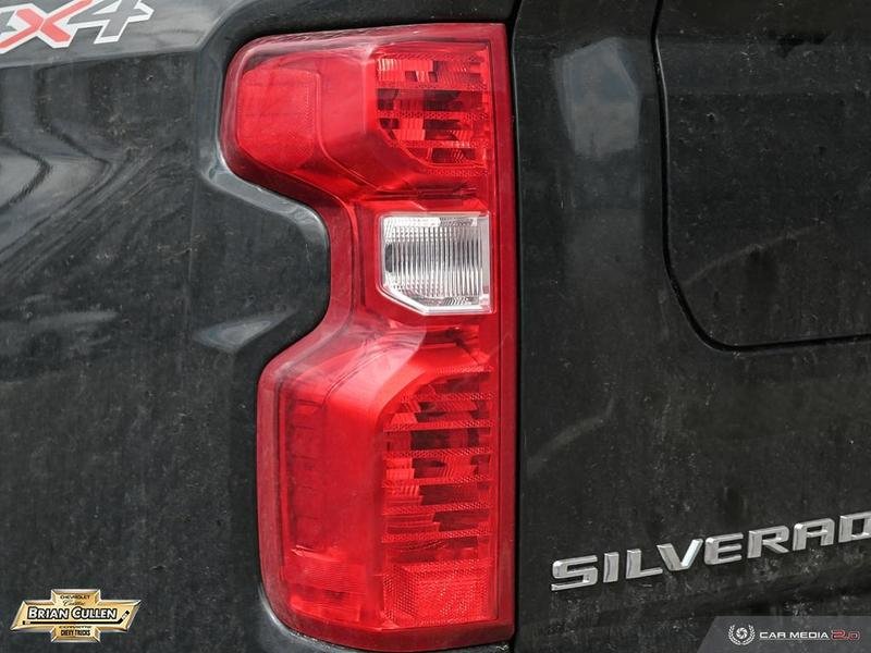 2024 Chevrolet Silverado 1500 in St. Catharines, Ontario - 12 - w1024h768px