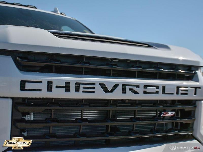 2023 Chevrolet Silverado 3500 in St. Catharines, Ontario - 9 - w1024h768px