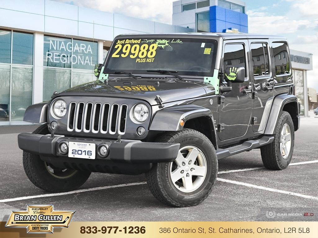 2016 Jeep Wrangler Unlimited in St. Catharines, Ontario - 1 - w1024h768px
