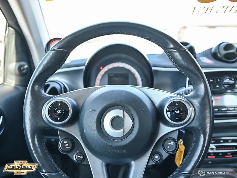 2017 smart Fortwo electric drive in St. Catharines, Ontario - 14 - w1024h768px