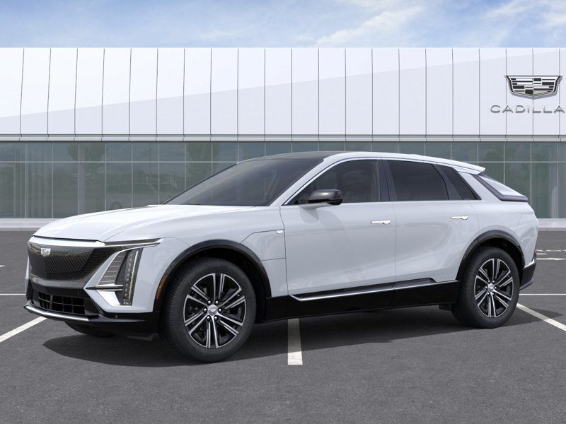 2027 Cadillac Lyriq in Brossard, Quebec - 2 - w1024h768px