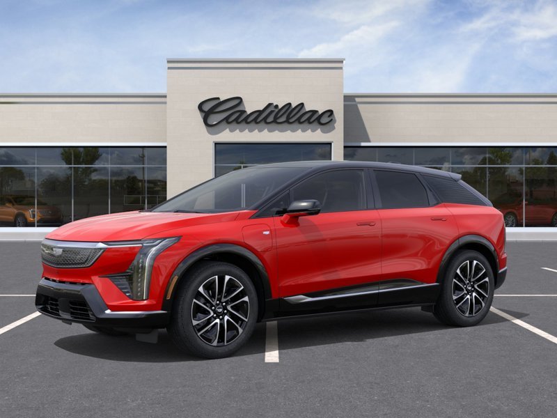 Cadillac OPTIQ ELECTRIC PREMIUM SPORT AWD (1SH)  2026 à Brossard, Québec - 2 - w1024h768px