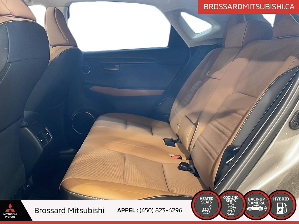 2018  NX 300h / TOIT OUVRANT / CUIR / NAVIGATION in Brossard, Quebec - 10 - w1024h768px