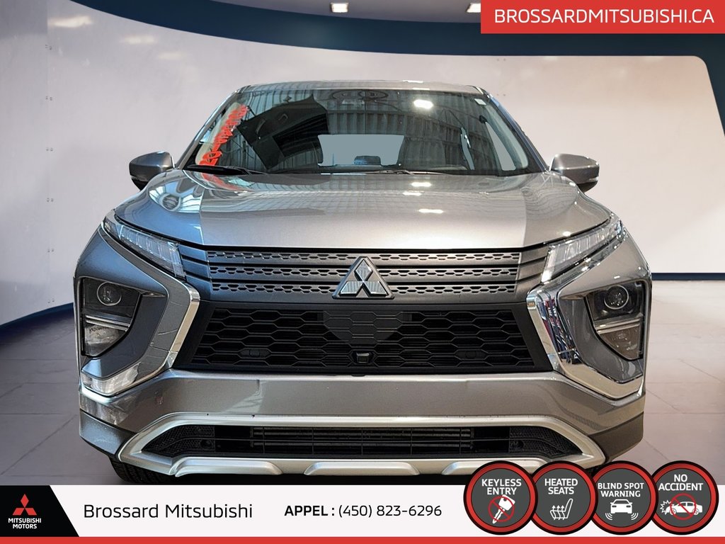 2023  ECLIPSE CROSS SE S-AWC / VOLANT CHAUFFANT / MAGS / CARPLAY in Brossard, Quebec - 2 - w1024h768px