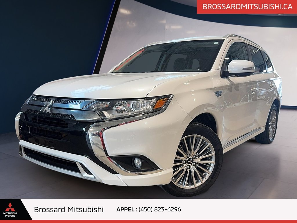 2022  OUTLANDER PHEV SE S-AWC/ PHEV /MAGS /CARPLAY /SIÈGES ÉLECTRIQUES in Brossard, Quebec - 1 - w1024h768px