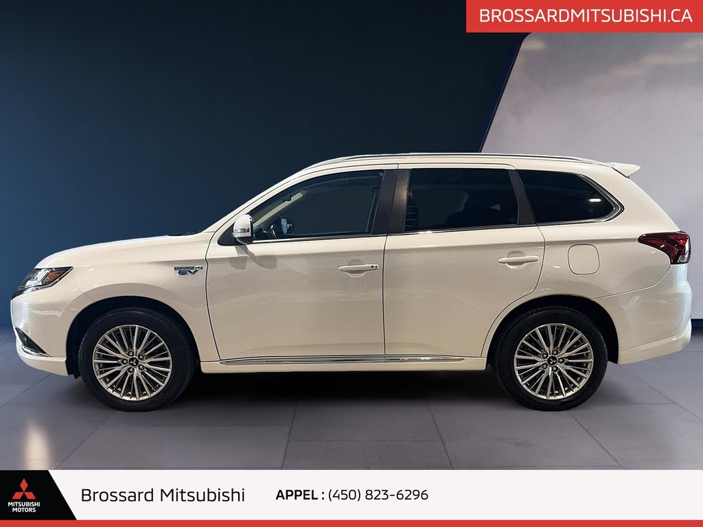 2022  OUTLANDER PHEV SE S-AWC/ PHEV /MAGS /CARPLAY /SIÈGES ÉLECTRIQUES in Brossard, Quebec - 5 - w1024h768px