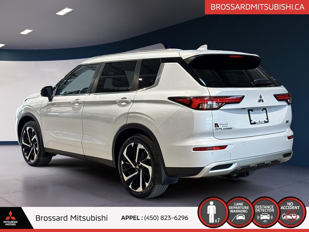 2022  Outlander SEL S-AWC / NAVIGATION / TOIT PANO / CAMÉRA 360 in Brossard, Quebec - 4 - w1024h768px