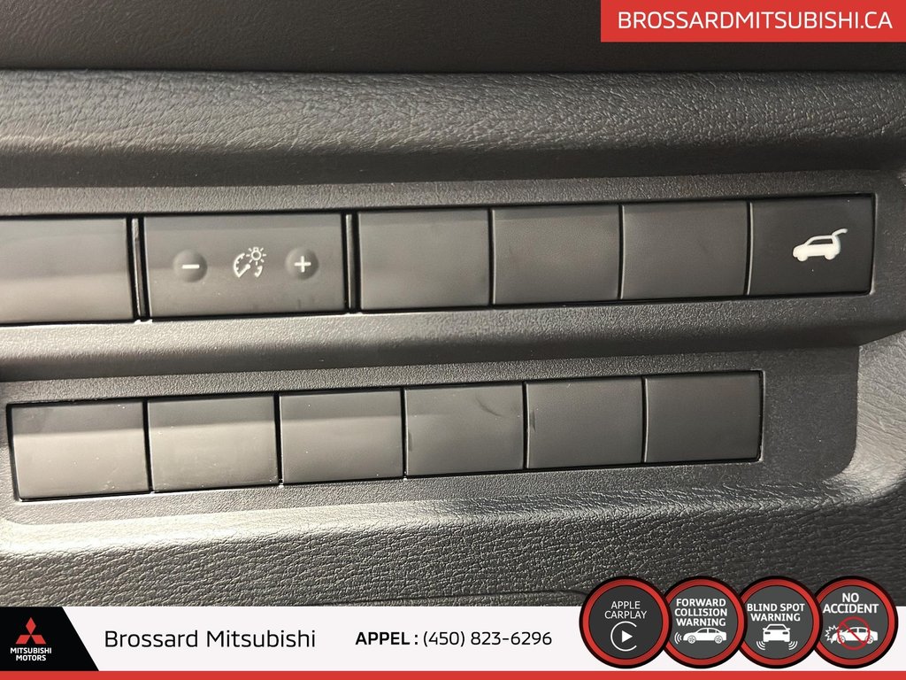 2023  Outlander SEL S-AWC / CARPLAY / TOIT PANO / MAGS / 7 PASSAGÉ in Brossard, Quebec - 18 - w1024h768px