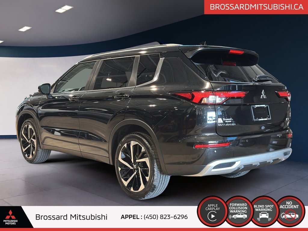 2023  Outlander SEL S-AWC / CARPLAY / TOIT PANO / MAGS / 7 PASSAGÉ in Brossard, Quebec - 4 - w1024h768px