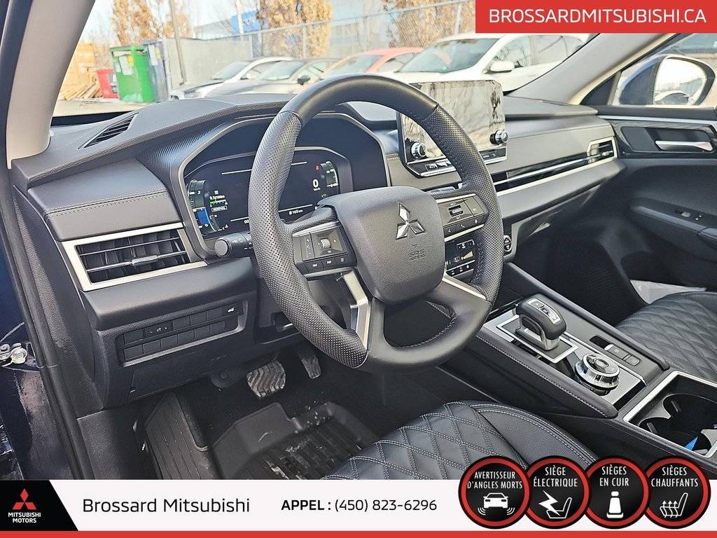 2024  Outlander SEL S-AWC / TOIT PANO / CAMÉRA 360 / CARPLAY in Brossard, Quebec - 8 - w1024h768px