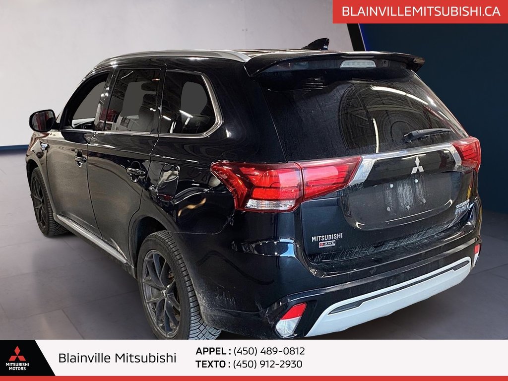 2019  OUTLANDER PHEV SE TOURING S-AWC + TOIT OUV. + VOL. CHAUFF in Brossard, Quebec - 5 - w1024h768px