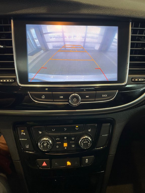 2017 Buick Encore Premium in Amos, Quebec - 15 - w1024h768px