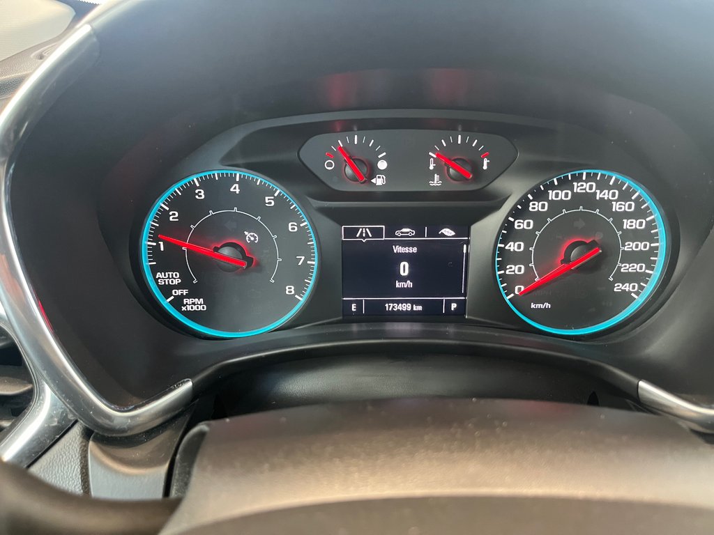 2019 Chevrolet Equinox LS in Amos, Quebec - 11 - w1024h768px