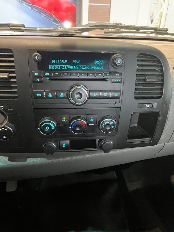 Chevrolet Silverado 1500 WT 2013 à Amos, Québec - 11 - w1024h768px