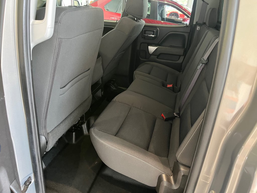 Chevrolet Silverado 1500 LT 2017 à Amos, Québec - 7 - w1024h768px