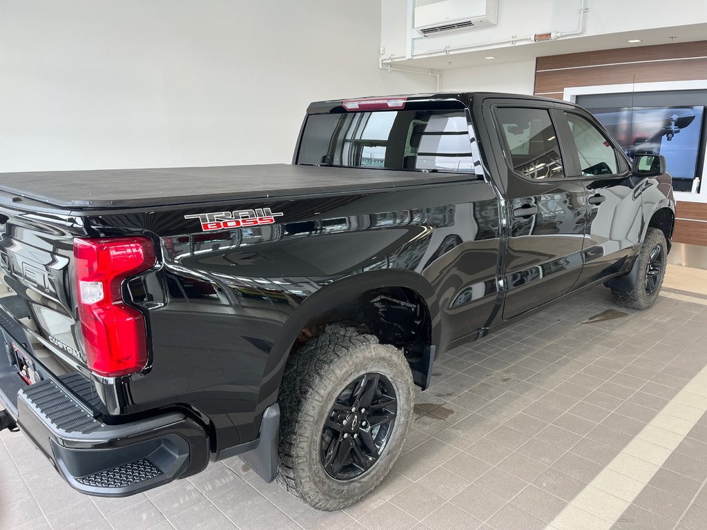 Chevrolet Silverado 1500 Custom Trail Boss 2019 à Amos, Québec - 3 - w1024h768px