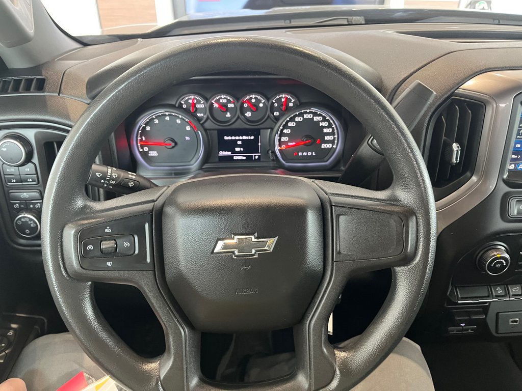 Chevrolet Silverado 1500 Custom Trail Boss 2019 à Amos, Québec - 10 - w1024h768px