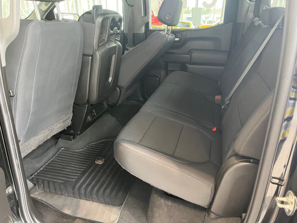 Chevrolet Silverado 1500 Custom Trail Boss 2019 à Amos, Québec - 6 - w1024h768px