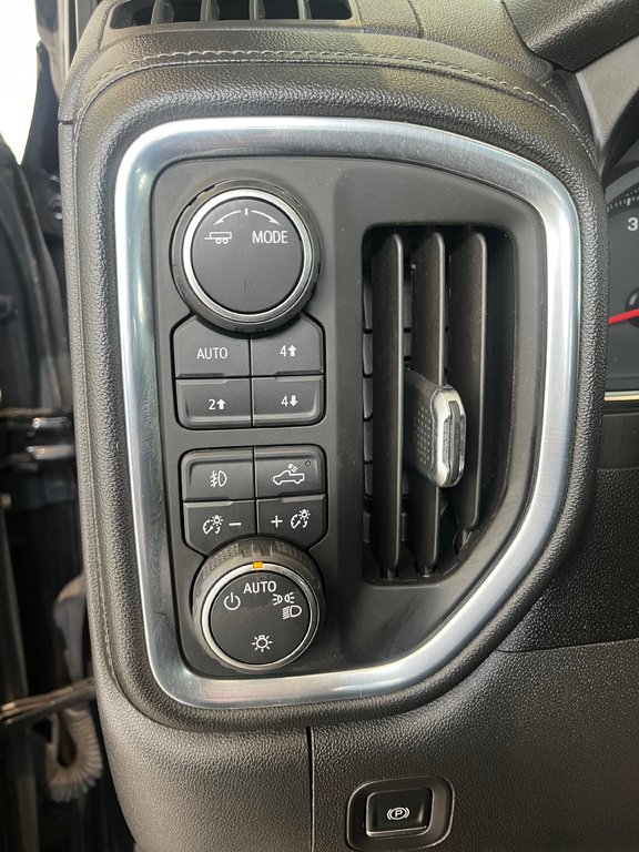 2021 Chevrolet Silverado 1500 RST diesel in Amos, Quebec - 14 - w1024h768px