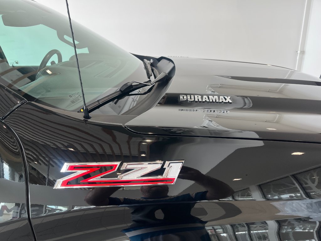 2021 Chevrolet Silverado 1500 RST diesel in Amos, Quebec - 5 - w1024h768px