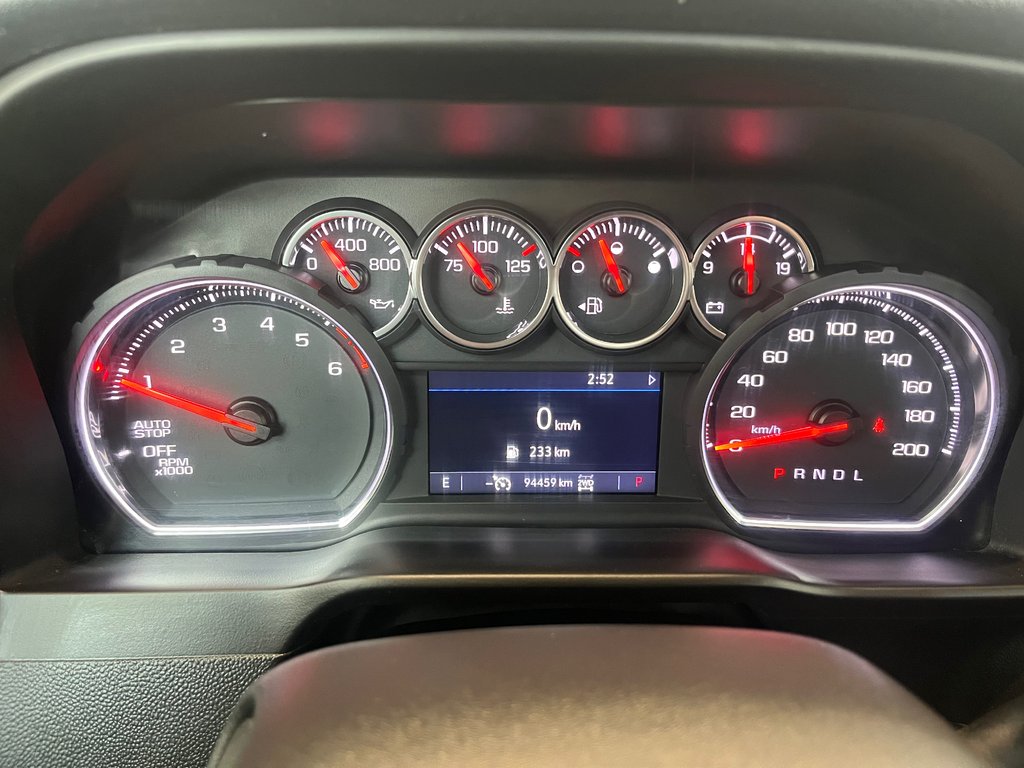 2021 Chevrolet Silverado 1500 RST diesel in Amos, Quebec - 15 - w1024h768px