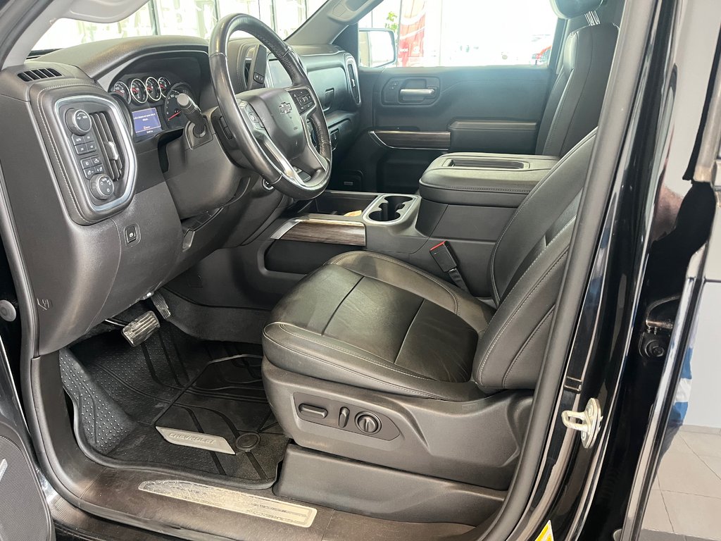 2021 Chevrolet Silverado 1500 RST diesel in Amos, Quebec - 11 - w1024h768px