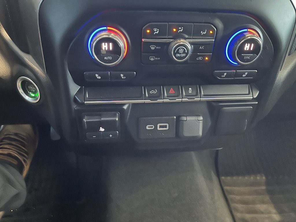 Chevrolet Silverado 2500HD LT 2021 à Amos, Québec - 18 - w1024h768px