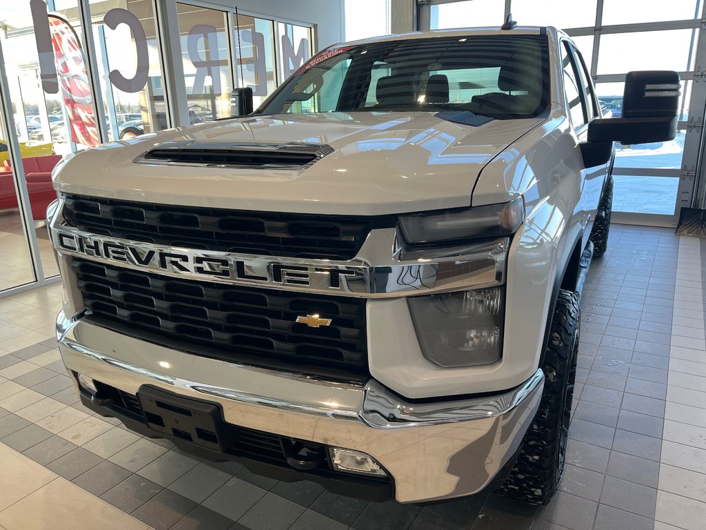Chevrolet Silverado 2500HD LT 2021 à Amos, Québec - 8 - w1024h768px