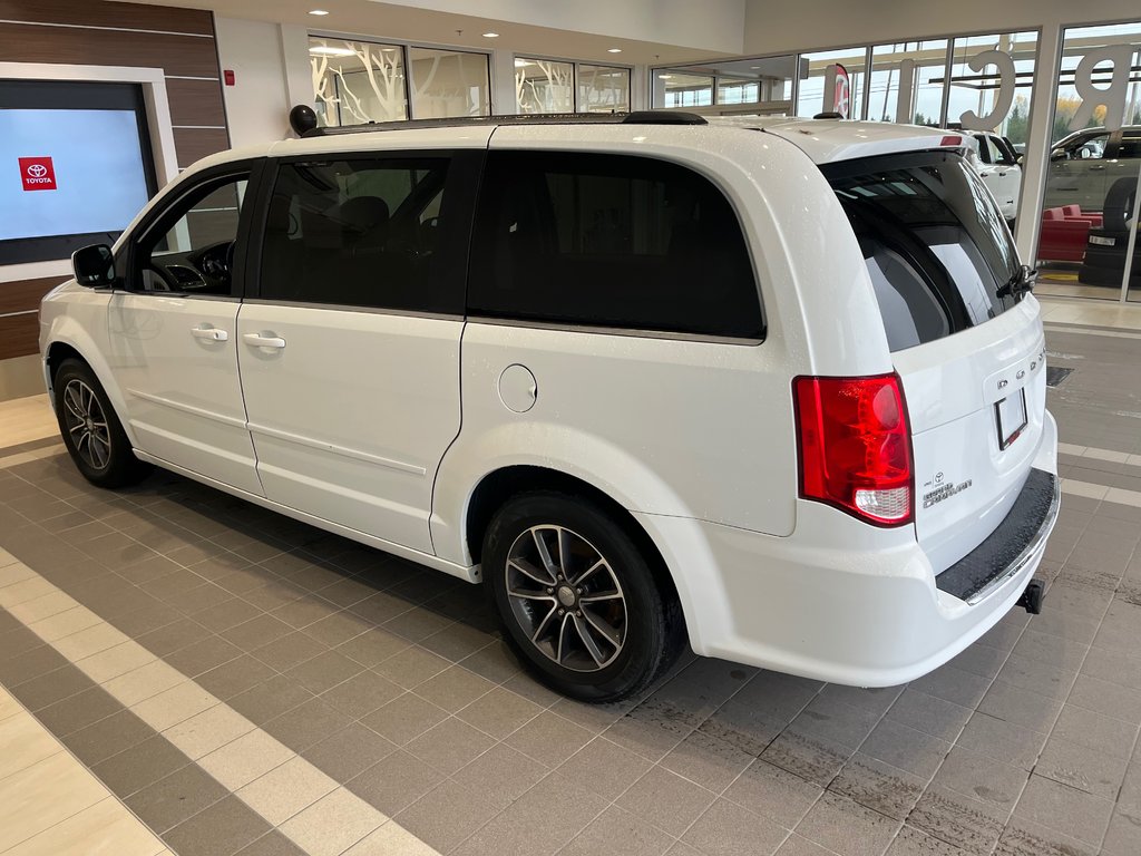 Dodge Grand Caravan SXT Premium Plus 2017 à Amos, Québec - 5 - w1024h768px