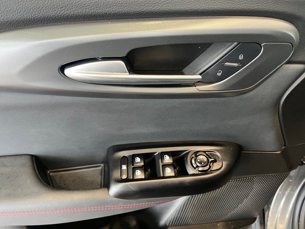 Dodge Hornet GT 2023 à Amos, Québec - 10 - w1024h768px