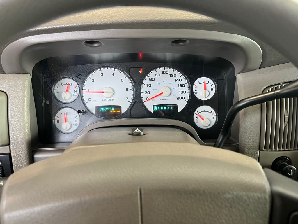 Dodge Ram 1500 SLT 2005 à Amos, Québec - 15 - w1024h768px